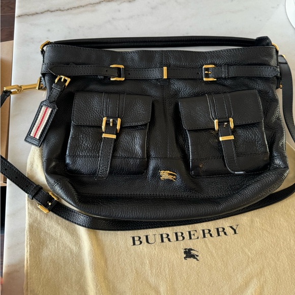Burberry Leather Bag.Like new condition - Picture 5 of 15